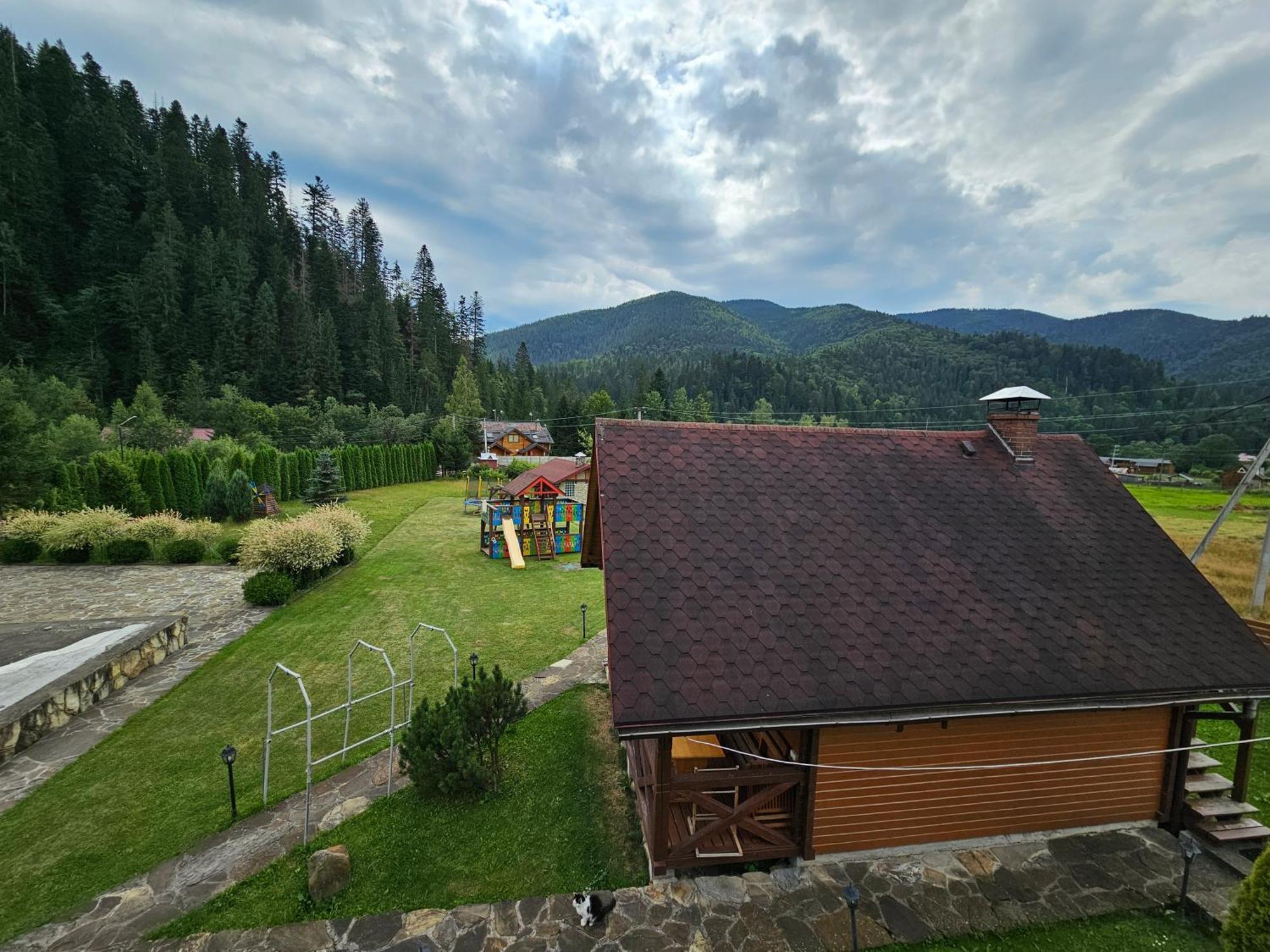 Guesthouse Kolo Druziv Tatariv Exterior photo