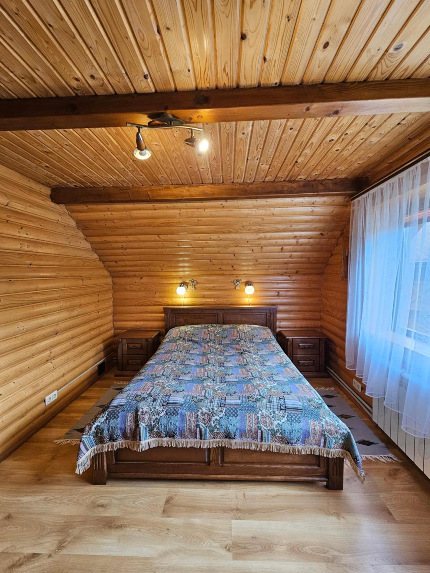 Guesthouse Kolo Druziv Tatariv Exterior photo