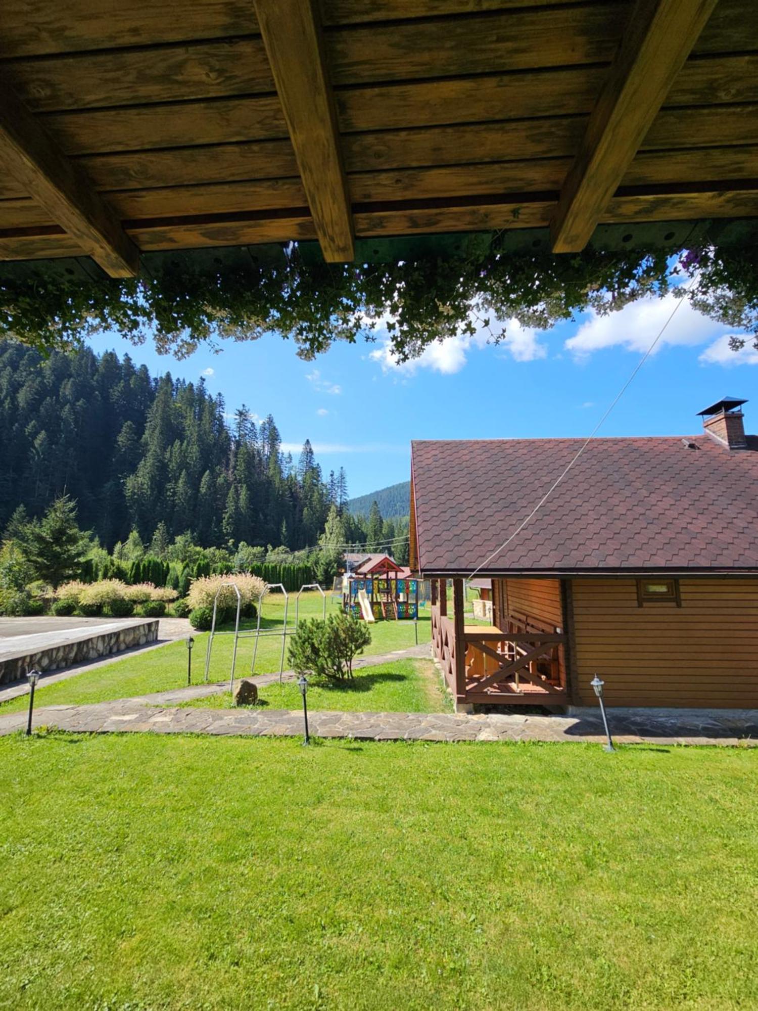Guesthouse Kolo Druziv Tatariv Exterior photo