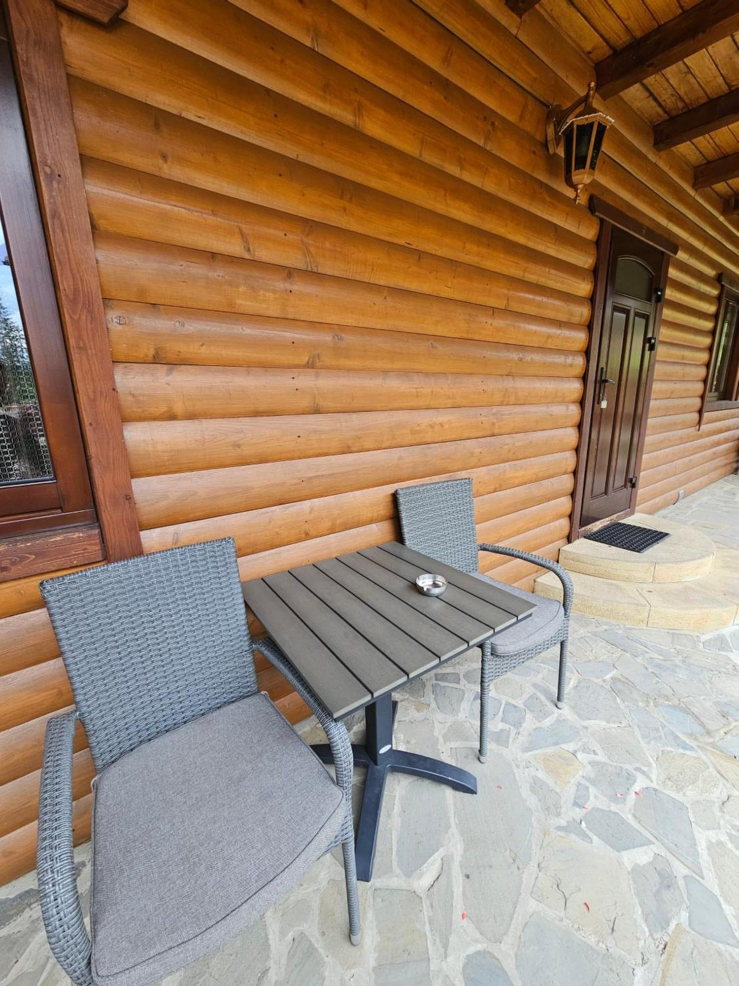 Guesthouse Kolo Druziv Tatariv Exterior photo