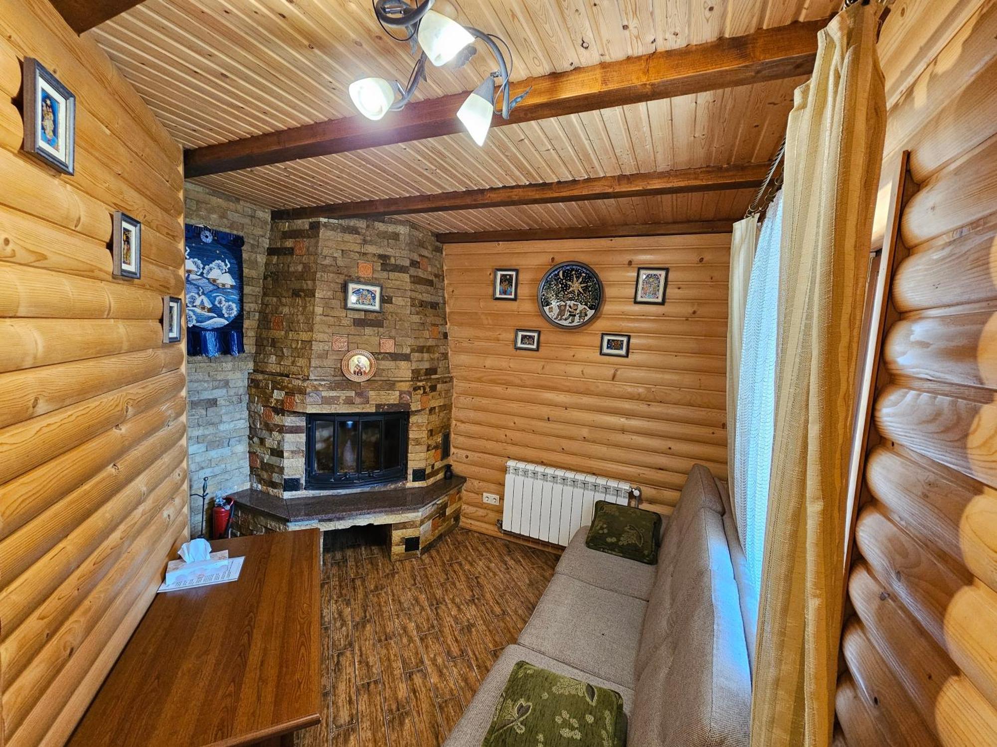 Guesthouse Kolo Druziv Tatariv Exterior photo