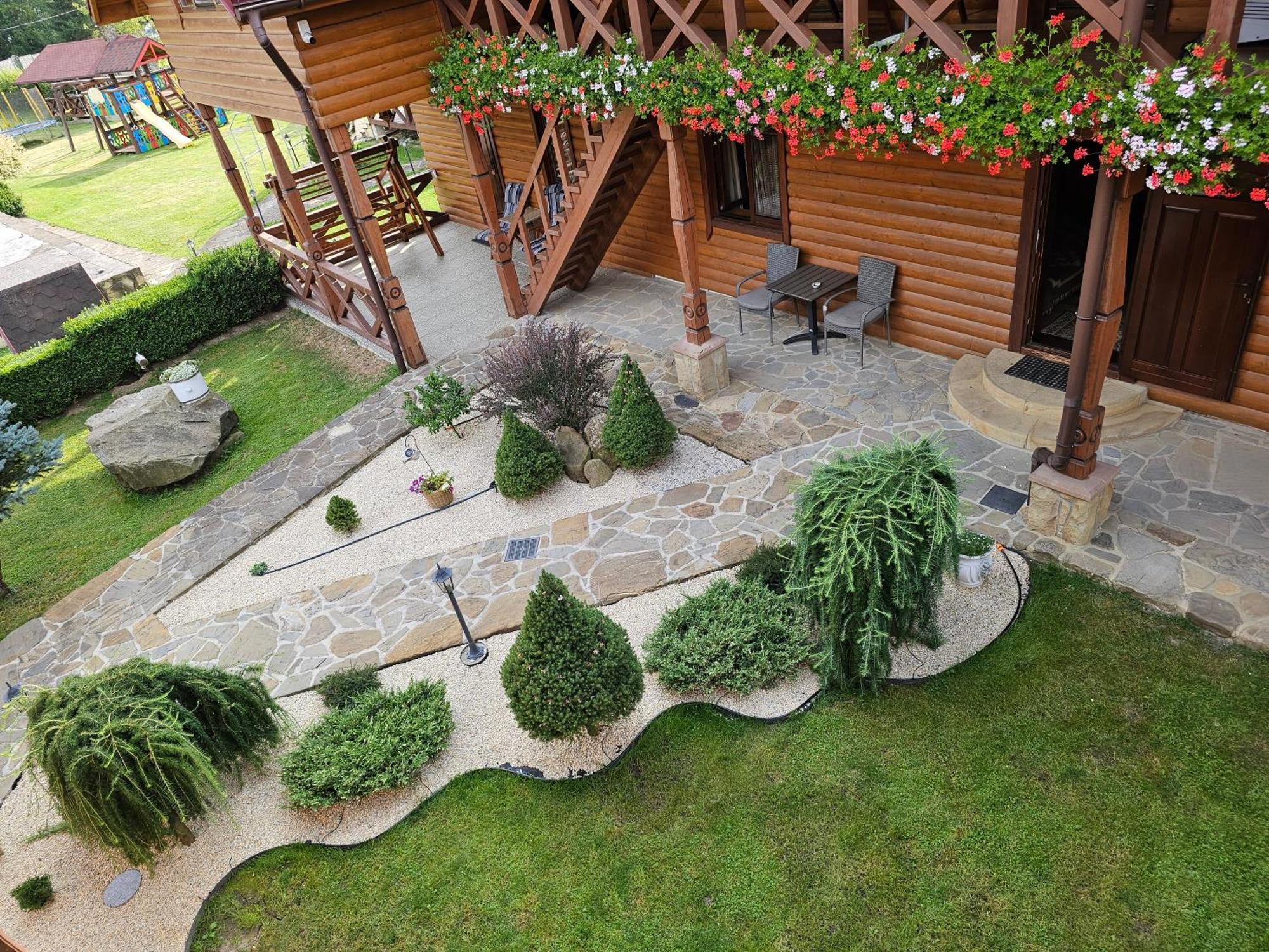 Guesthouse Kolo Druziv Tatariv Exterior photo